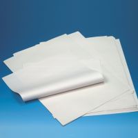 Zavijalni papir, celuloza 50 cm x 37,5 cm bela 1/4 preložen